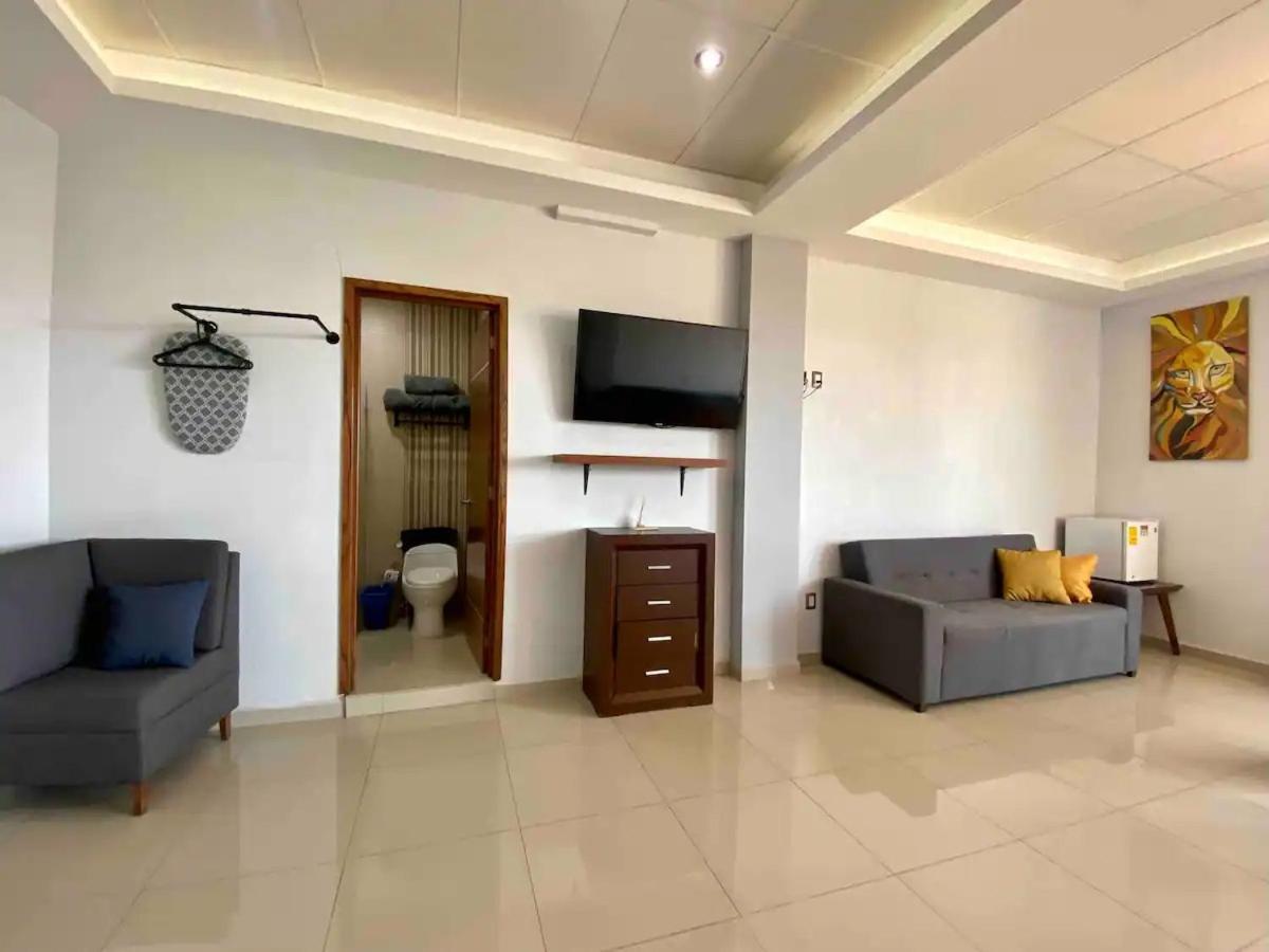Suites La Gloria Alojamiento Independiente Tepatitlan Extérieur photo