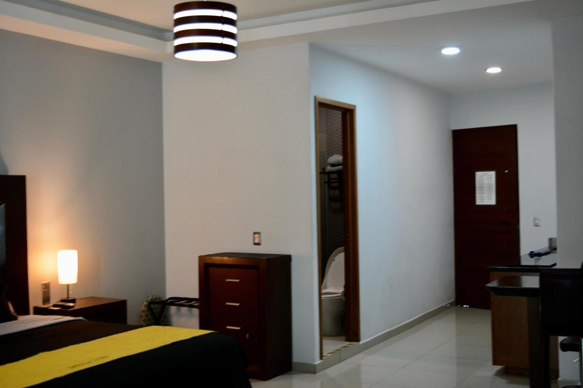 Suites La Gloria Alojamiento Independiente Tepatitlan Extérieur photo