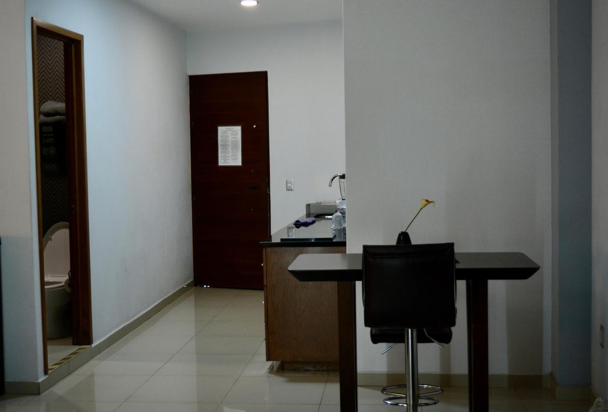 Suites La Gloria Alojamiento Independiente Tepatitlan Extérieur photo