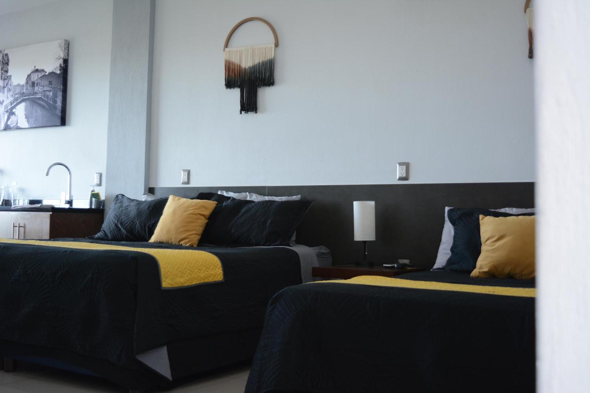 Suites La Gloria Alojamiento Independiente Tepatitlan Extérieur photo